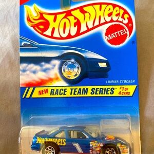 1995 Hot Wheels #275 Race Team Series 1/4 LUMINA STOCKER Blue w/7 Spokes…